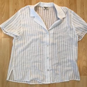Show me your Mumu button up top White Large